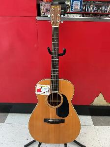 guitare acoustique Yamaki
