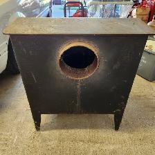 Vintage wood stove. - Photo 2