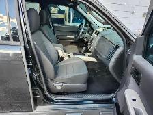 2011 FORD ESCAPE XLT  certified - Photo 18