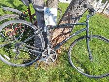 woman's super cycle and diamond back mens bike