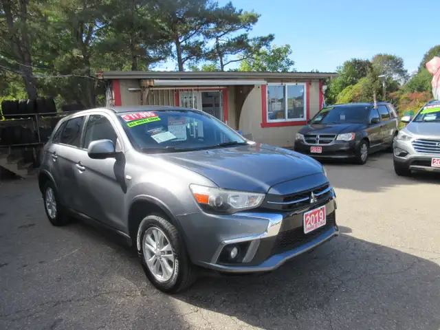 2019 Mitsubishi RVR SE