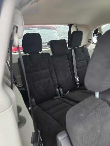 Low Kms 2017 Grand Caravan SXT - Photo 6