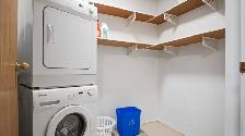 FULLY FURNISHED  1 BEDROOM / PRIME LOCATION / AVAILABLE NOV 1 - Photo 14