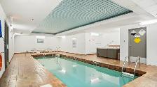 FULLY FURNISHED  1 BEDROOM / PRIME LOCATION / AVAILABLE NOV 1 - Photo 16