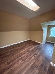 2nd Floor Loft Apartment - All Inclusive - Photo 4