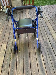 Hugo Rollator walker with Basket - Photo 2