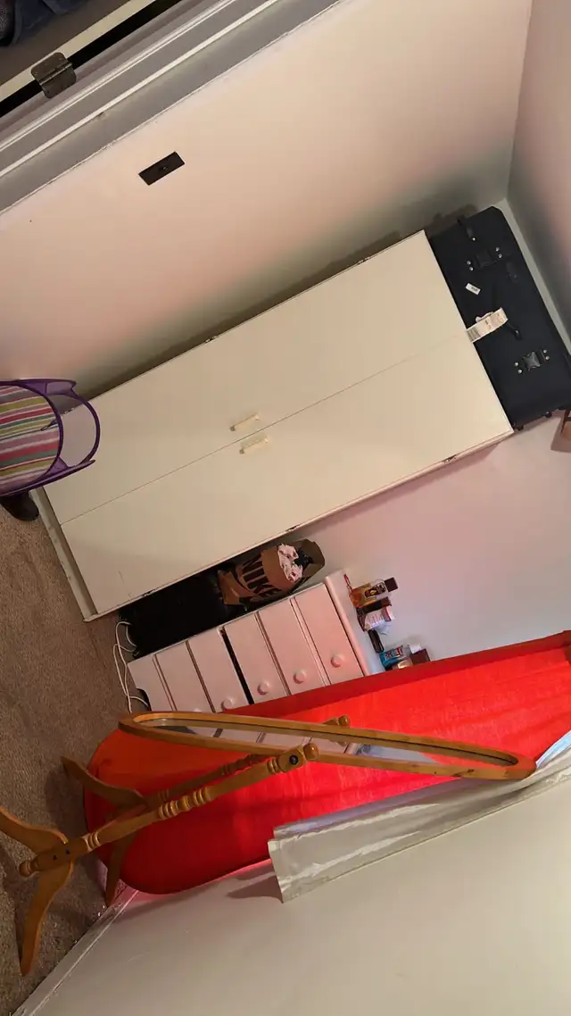 Niagara University students : One private Room