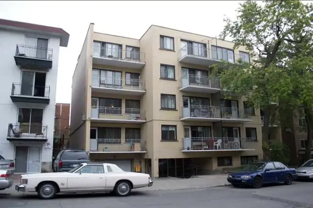 Beau 3½  CDN - près UdeM, Poly,HEC, DISPONIBLE