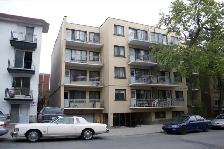Beau 3½  CDN - près UdeM, Poly,HEC, DISPONIBLE