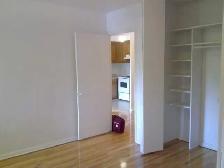 Beau 3½  CDN - près UdeM, Poly,HEC, DISPONIBLE - Photo 2