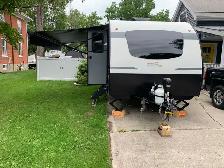 Trade a 3500 truck for this Venture RV Sonic Lite - Photo 2