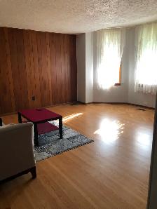 Apartment for RENT – First Floor in a Duplex