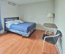 FURNISHED JUNIOR STUDIO IN DOWNTOWN TORONTO - Photo 7