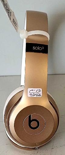Beats Solo 3 Bluetooth On-Ear Headphones (31352103) - Photo 2
