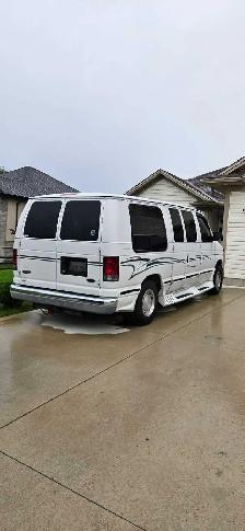 2002 Ford econoline e150