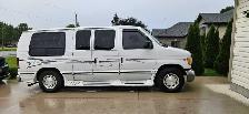2002 Ford econoline e150 - Photo 3