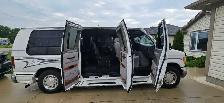 2002 Ford econoline e150 - Photo 8