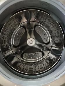 LG '27' Graphite Front Load Washer on Sale‼️ - Photo 6
