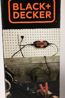 Bhattery Maintainer and Battery Charger Black & Decker 6V&12V - Photo 3