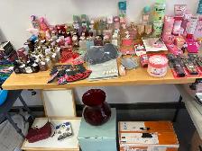 Garage sale 116 Gilmore Way - Photo 3
