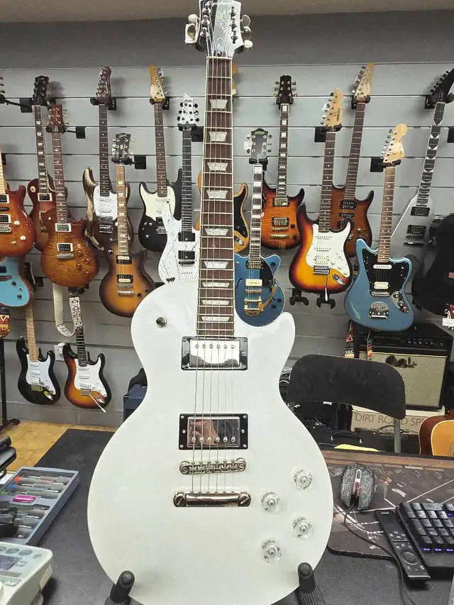 Guitare électrique Epiphone Les Paul Studio