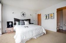 Private room for rent Downtown Vancouver | Avail NOW! - Photo 5