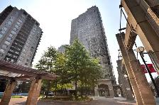 Private room for rent Downtown Vancouver | Avail NOW! - Photo 6