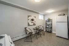 Beautiful One Bedroom Located in Fairview for January 1st - Photo 2