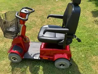 fortress mobility scooter model 1700 in excellent condition $600