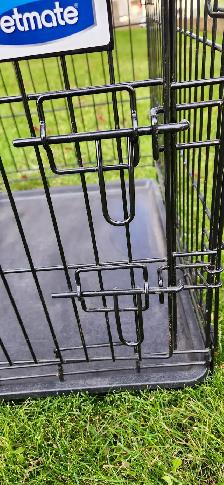 Petmate 24in-Size Metal Crate - Immaculate - $65 - 780-455-4858 - Photo 3