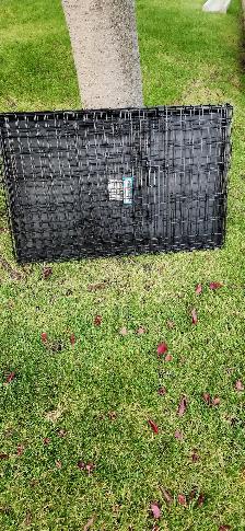 Petmate 24in-Size Metal Crate - Immaculate - $65 - 780-455-4858 - Photo 5