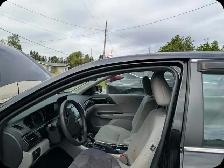 2017 Honda Accord LX - Photo 5