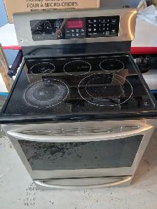 LG Glass Top Electric Stove