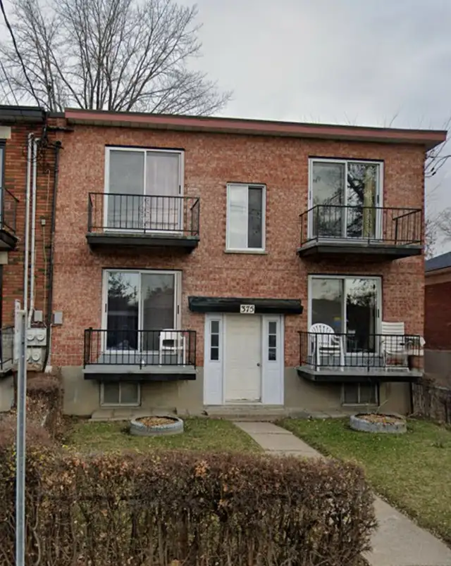3 1/2 Laval Metro Cartier