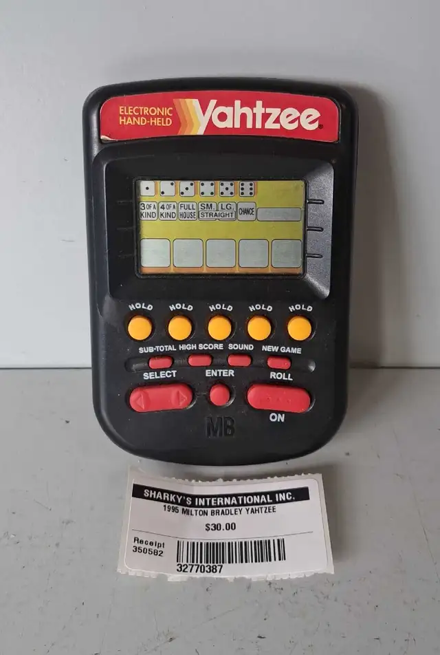 1995 Milton Bradley Yahtzee Handheld Game(32770387)