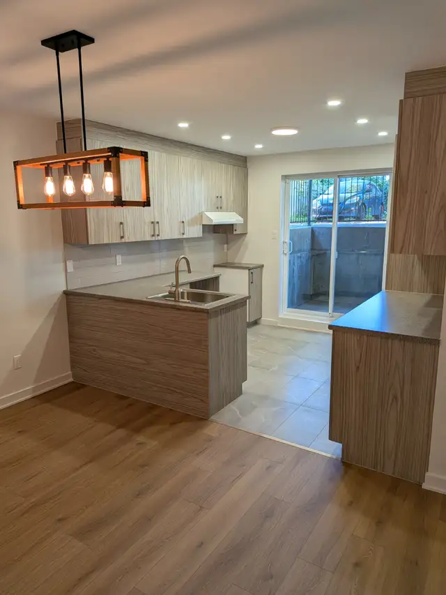 Longueuil Grand 5 ½ disponible dès maintenant