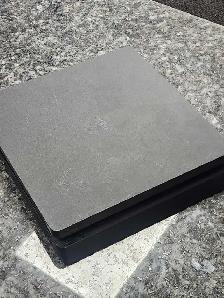 1TB PS4 SLIM WITH CONTROLLER