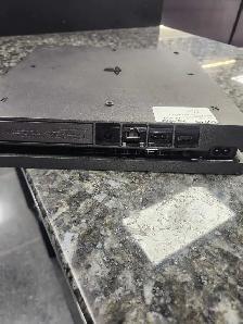 1TB PS4 SLIM WITH CONTROLLER - Photo 2