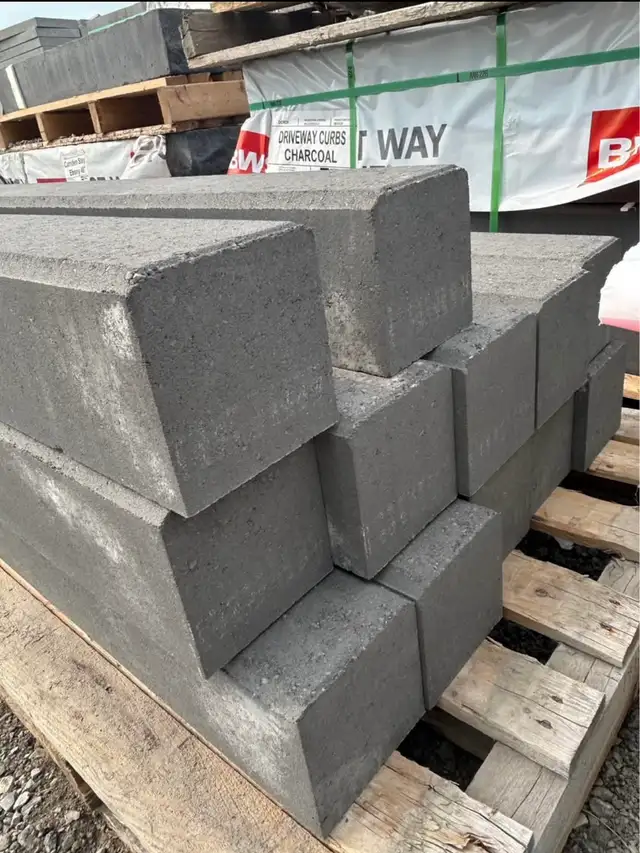 Driveway Curbs - Black