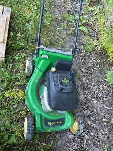 tondeuse John Deere Gx 75