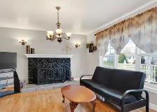 Three bedroom unit  with garage and plenty of deck space - Photo 2