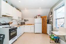 SHOWSTOPPING 3BR TOP FLOOR ON MADISON AVE! - Photo 5