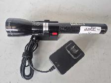 UIine ML 150LR Flashlight w/Base/Adapter (32661059) - Photo 2