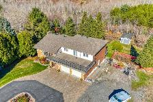 NOT JUST AN AVERAGE RESIDENCE!, ON 1.943 ACRES PRIME NEW SUDBURY - Photo 3