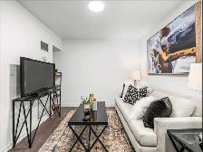 Beautiful 2 Bedroom Condo at Queen/ Dufferin for Rent - Photo 5