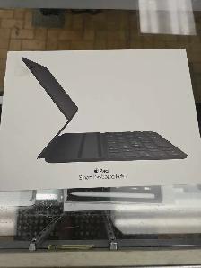 Apple Smart Keyboard Folio