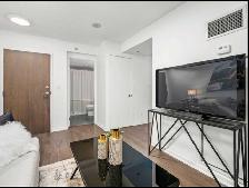At Queen/ Dufferin, Downtown Toronto 2 bed condo for rent - Photo 8