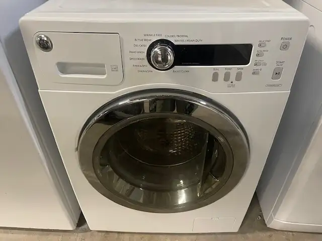 Mini laveuse seule frontale blanche GE (remis à neuf)
