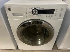 Mini laveuse seule frontale blanche GE (remis à neuf)