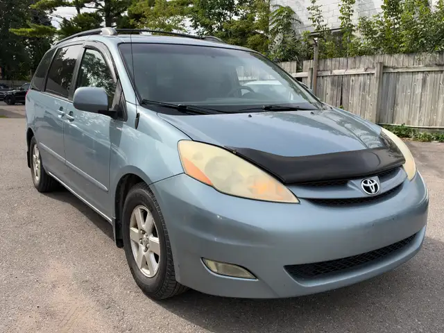 2006 Sienna LE